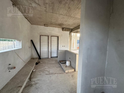 Obra En Construcción A La Venta En Lagos De Canning 1