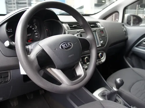 Kia Rio Ub Ex Mt Jen071