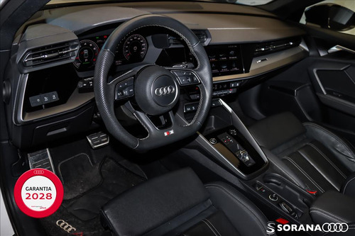 Audi A3 2.0 40 TFSI MHEV SEDAN PERFORMANCE BLACK S-TRONIC