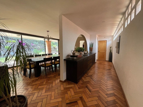 Venta De Casa En Niebla En Jardines Del Pedregal Álvaro Obregón Cdmx