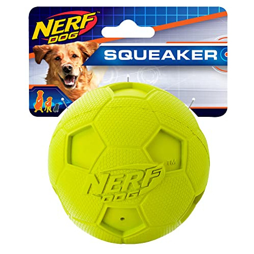 Nerf Dog 4in Soccer Squeak Ball Verde, Juguete Para Perros, 