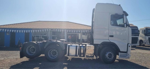 Imagem 6 de 18 de Volvo Fh 460