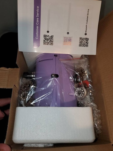 Maquina De Coser Portátil De 2 Velocidades Mesa Extensible Violeta (Usado)