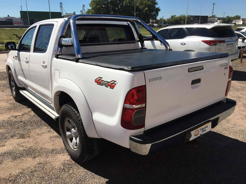 Toyota Hilux 3.0 Cd Sr 171cv 4x4 - C3 2014