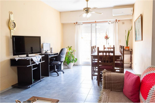 Imagen 2 de 15 de Departamento Semicentrico 3 Hab. En Venta Tandil