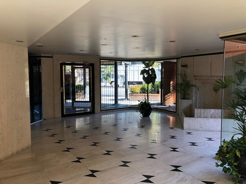 Imagen 3 de 30 de Departamento 5 Ambientes Venta La Lucila