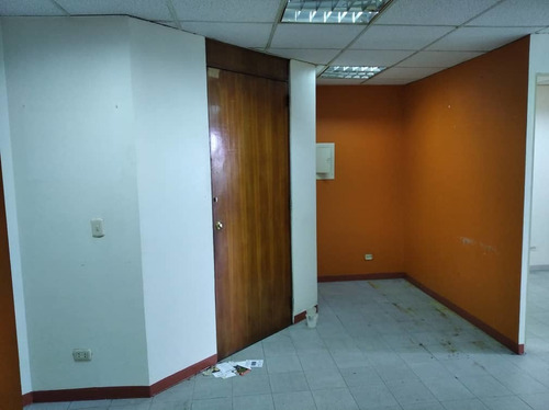 Imagen 4 de 9 de Oficina En Alquiler