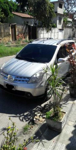 Imagem 1 de 4 de Nissan Livina 2010 1.8 Sl Flex Aut. 5p