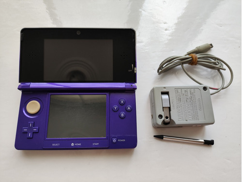 Nintendo 3ds Midnight Purple Original + Cargador + Juegos