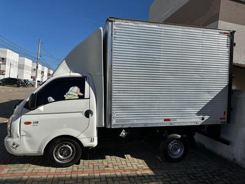 Hr Baú Arqueada Motor Zero Turbina Zero 4 Pneus Bom