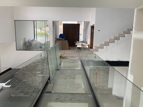 Lujosa Casa En Venta. En Bosque Real.