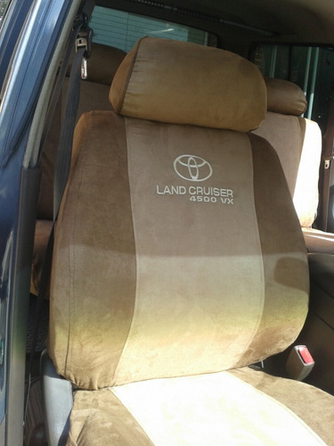 Imagen 10 de 10 de Forros De Asientos Impermeables Para Toyota Burbuja 2 Fila