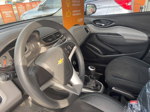 Imagem 5 de 5 de Chevrolet Onix 1.0 Mpfi Lt 8v Flex 4p Manual