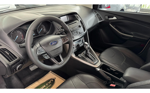 Ford Focus 2.0 SE PLUS FASTBACK 16V FLEX 4P POWERSHIFT