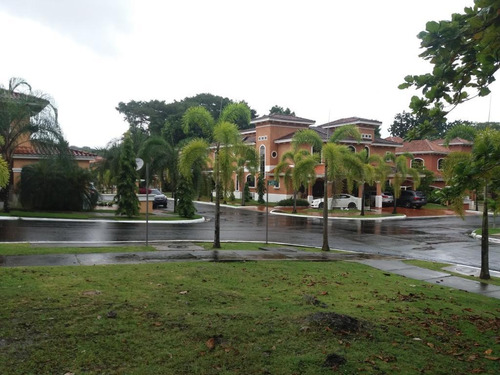 Imagen 9 de 14 de Venta De Terreno De 557 M2 En Ph Clayton Village 21-4521