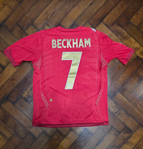 Camiseta Alternativa Inglaterra 2008/09, Beckham 7 Talle M (Usado)