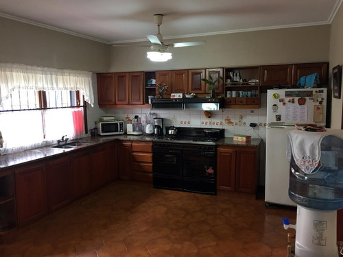 Imagen 6 de 30 de Casa En Venta 5 Ambientes Martinez