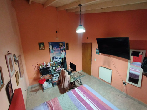 Venta Casa 5 Amb Tristán Suarez Parrilla/cochera.