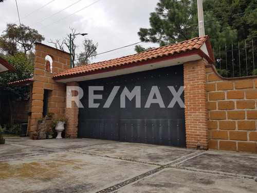 Casa En Venta En Metepec, Casa En Condominio En La Virgen
