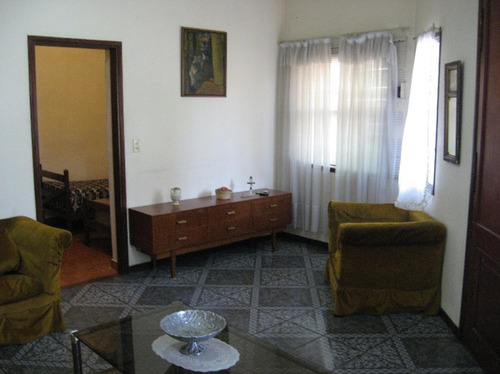Imagen 3 de 6 de Hermosa Casa En Esquina