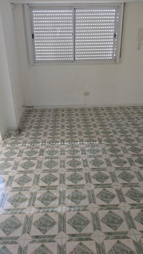 Imagen 6 de 13 de Venta Departamento 3 Amb 60 M2 Valentin Alsina Lanus