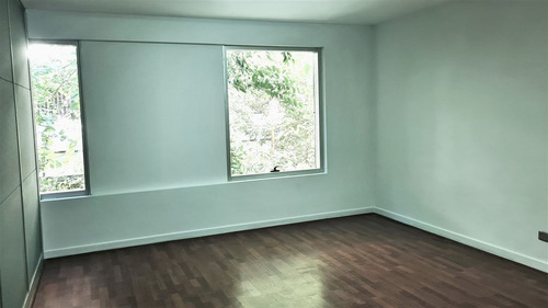 Oficina Arriendo Las Condes Augusto Leguía Apoquindo 170m2