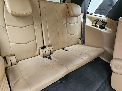 Cadillac Escalade 6.2 Plinum 4x4 At