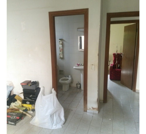 Casa Elegante C/ Suite-8 Cômodos + Edícula Separada(3 Cômodos)