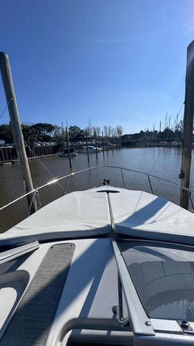 Crucero Klase A 32 (2005) - Volvo Penta 200hp Diésel 400hs)