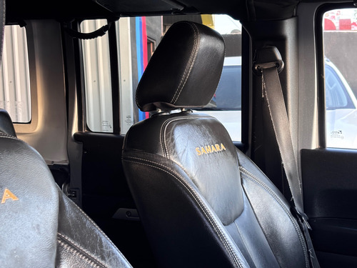 Jeep Wrangler 3.6 Unlimited Sahara V6 4x4 At