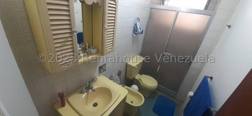 Comodo Apartamento En Santa Paula Yb 24-6569
