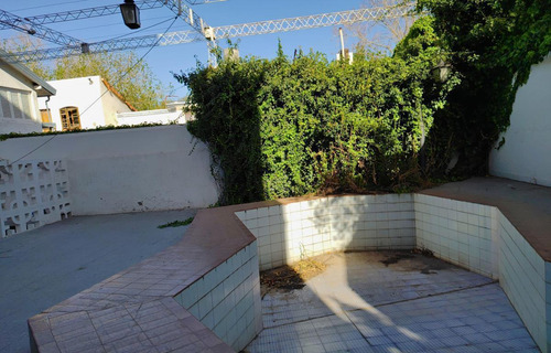 B° Bombal - Casa Multifuncional En Venta-4 Dormitorios-4 Baños - Ascensor- Piscina