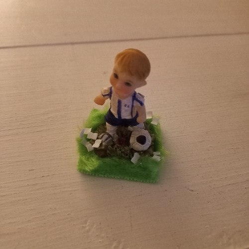 Souvenirs Pack Jugador De Fútbol Por 32 Unid.
