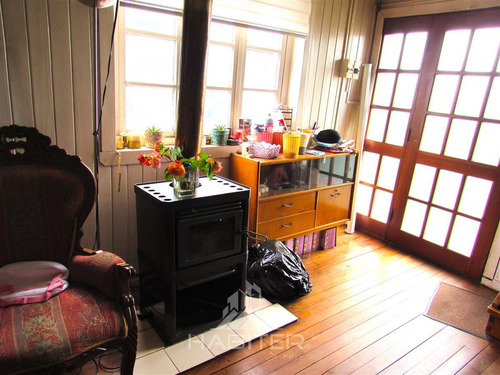 Casa En Venta De 5 Dorm. En Frutillar