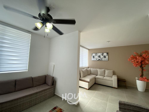 Departamento En Fraccionamiento Arrayanes, Zapopan Con 3 Recámaras, 123 M², Id: 153890