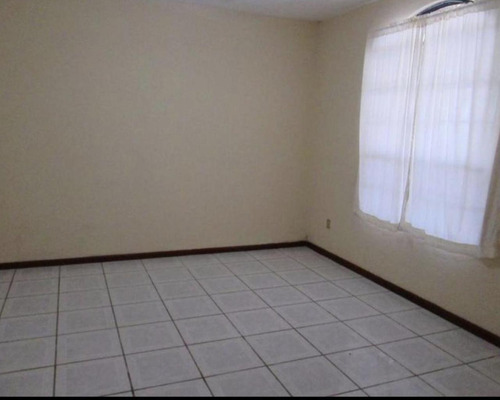 Casa Sola En Venta En Fraccionamiento Lomas Del Chairel, Tampico, Tamaulipas