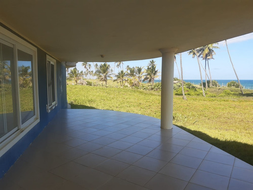 Imagem 12 de 25 de Oportunidade! Casa Com 4 Suítes Frente Mar Em Arembepe - Cv17a03 - 70672175