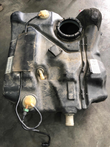 Tanque De Gasolina Mazda3 14 Galones (Usado)