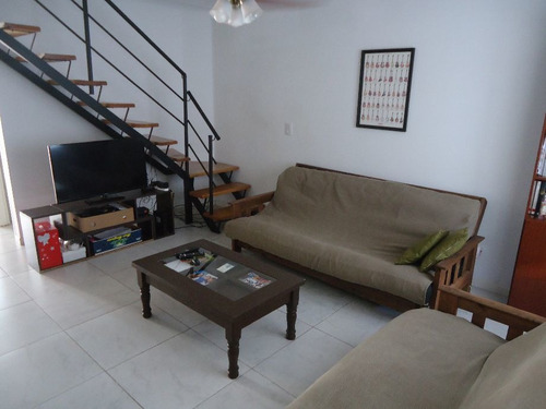 Imagen 4 de 11 de Duplex En Venta En Ituzaingo Norte