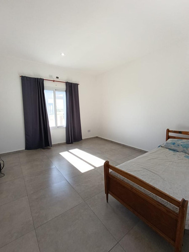 Casa En Alquiler O Venta. A Estrenar. Barrio Horizontes Al Sur. Canning.