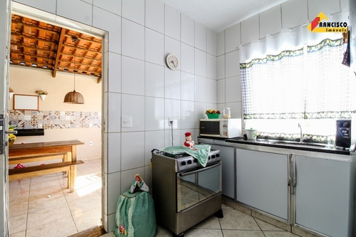 Imagem 5 de 14 de Casa À Venda, 2 Quartos, 2 Vagas, Davanuze - Divinópolis/mg - 28587