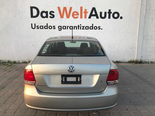 Imagen 6 de 10 de Volkswagen Vento 2014 1.6 Active Mt