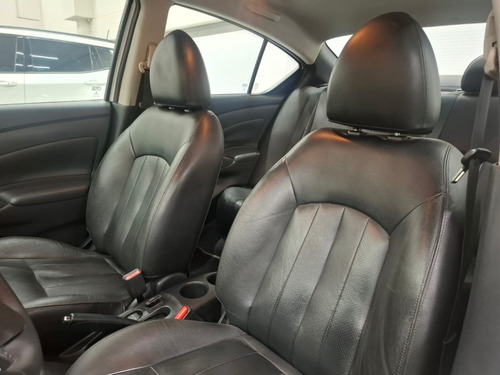 Nissan Versa 1.6 16V FLEXSTART UNIQUE 4P XTRONIC