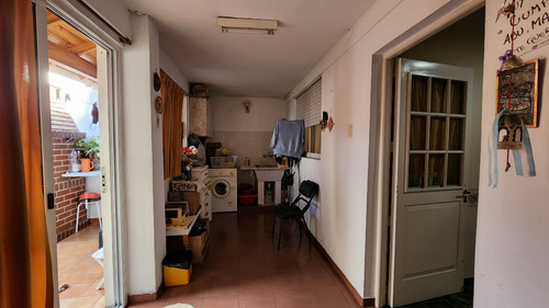Imagen 5 de 13 de Casa 3 Ambientes, Excelente Condiciones, Amplia Terraza