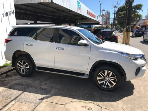 Toyota Hilux Sw4 2.8 Srx 4x4 7 Lugares 16v Turbo
