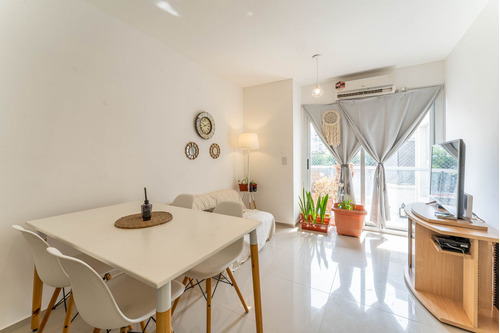Departamento 3 Amb Balcón Y Parrilla. Amenities