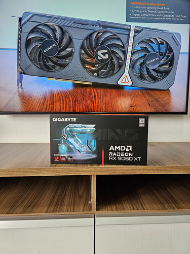 Placa De Vídeo Gigabyte Rx 9060 Xt Gaming Oc 16gb Gddr6