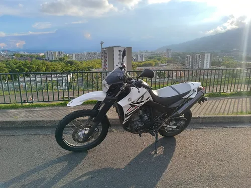 Xt 660r