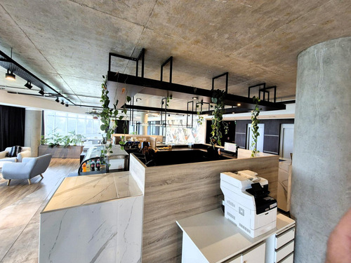 Oficina En Edificio Workclub Escobar