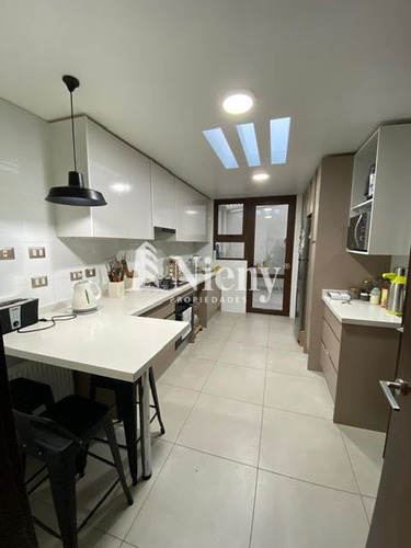 Casa En Condominio / Colegio Orchard College / Zapallar